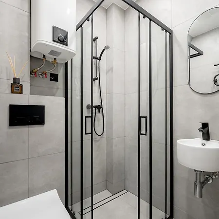 Modern 1br Free Parking Fast Wi-fi *